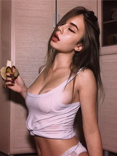 Вика, 25 лет